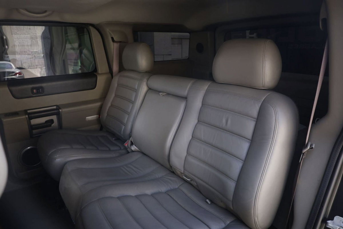 Hummer H2 V8 Luxury (3)