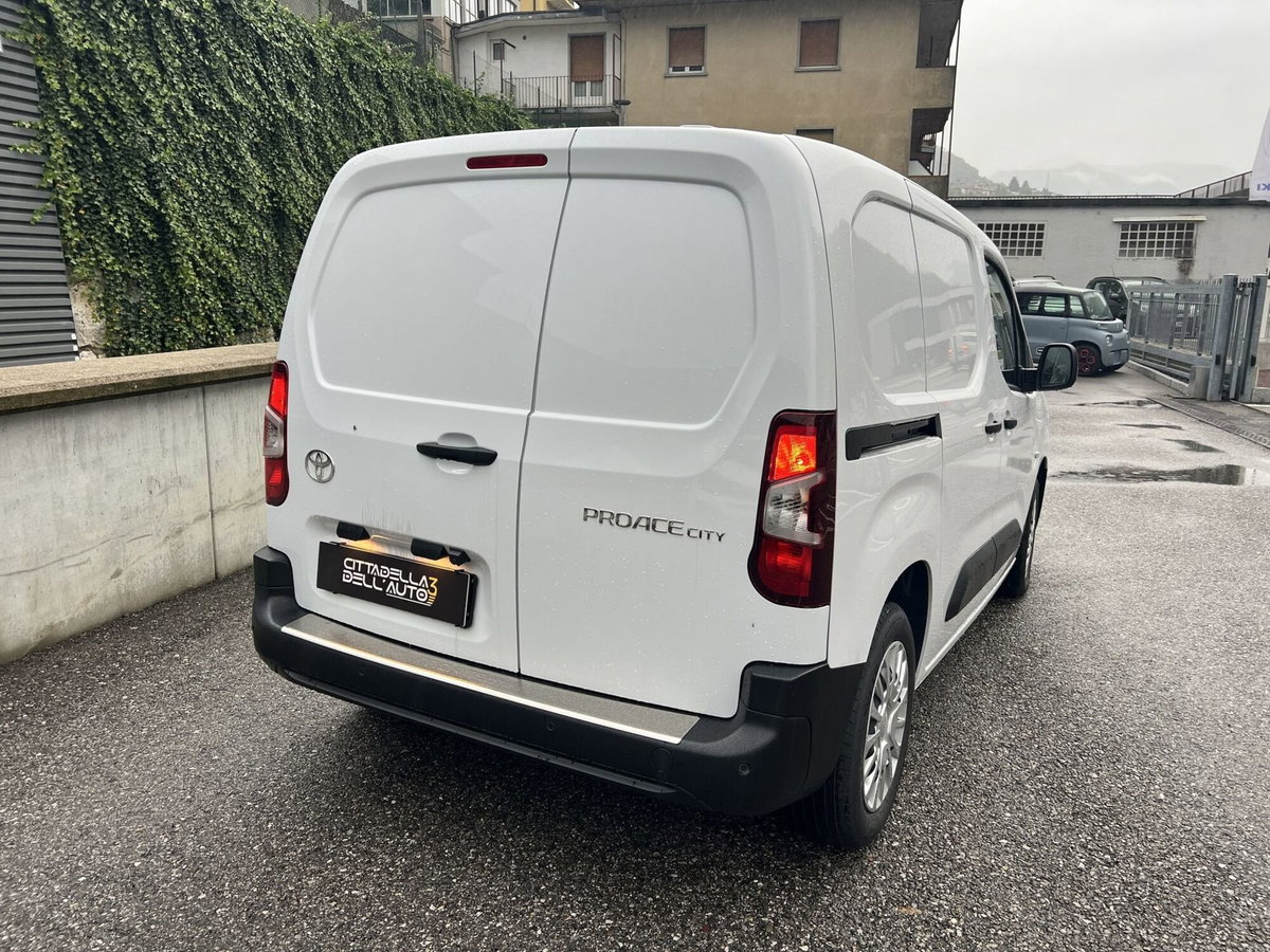Toyota Proace City City 1.5D 100 CV S&S PC 4p. Comfort (3)