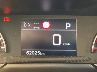 Peugeot 2008 PureTech 130 S&S EAT8 Active Pack (14)