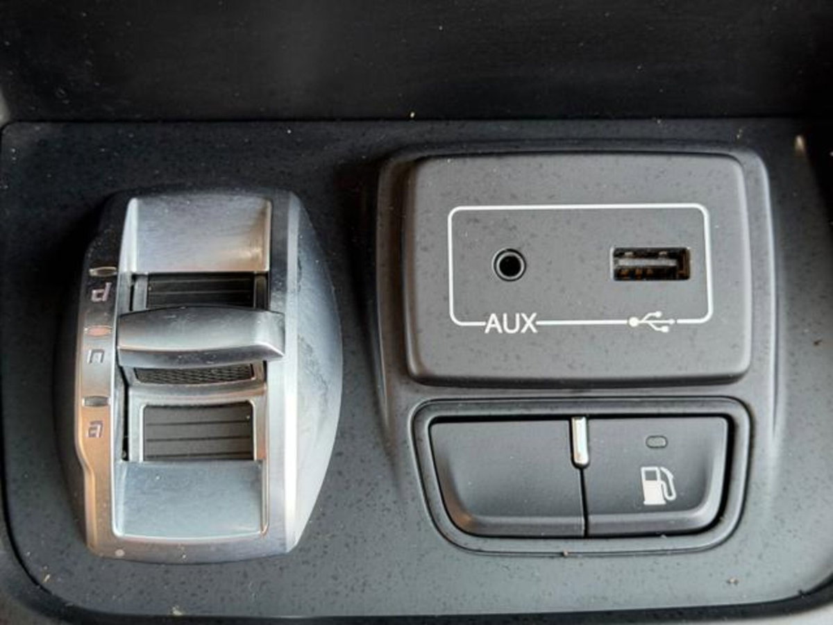Alfa Romeo Giulietta 1.4 Turbo Super Gpl 120cv (11)