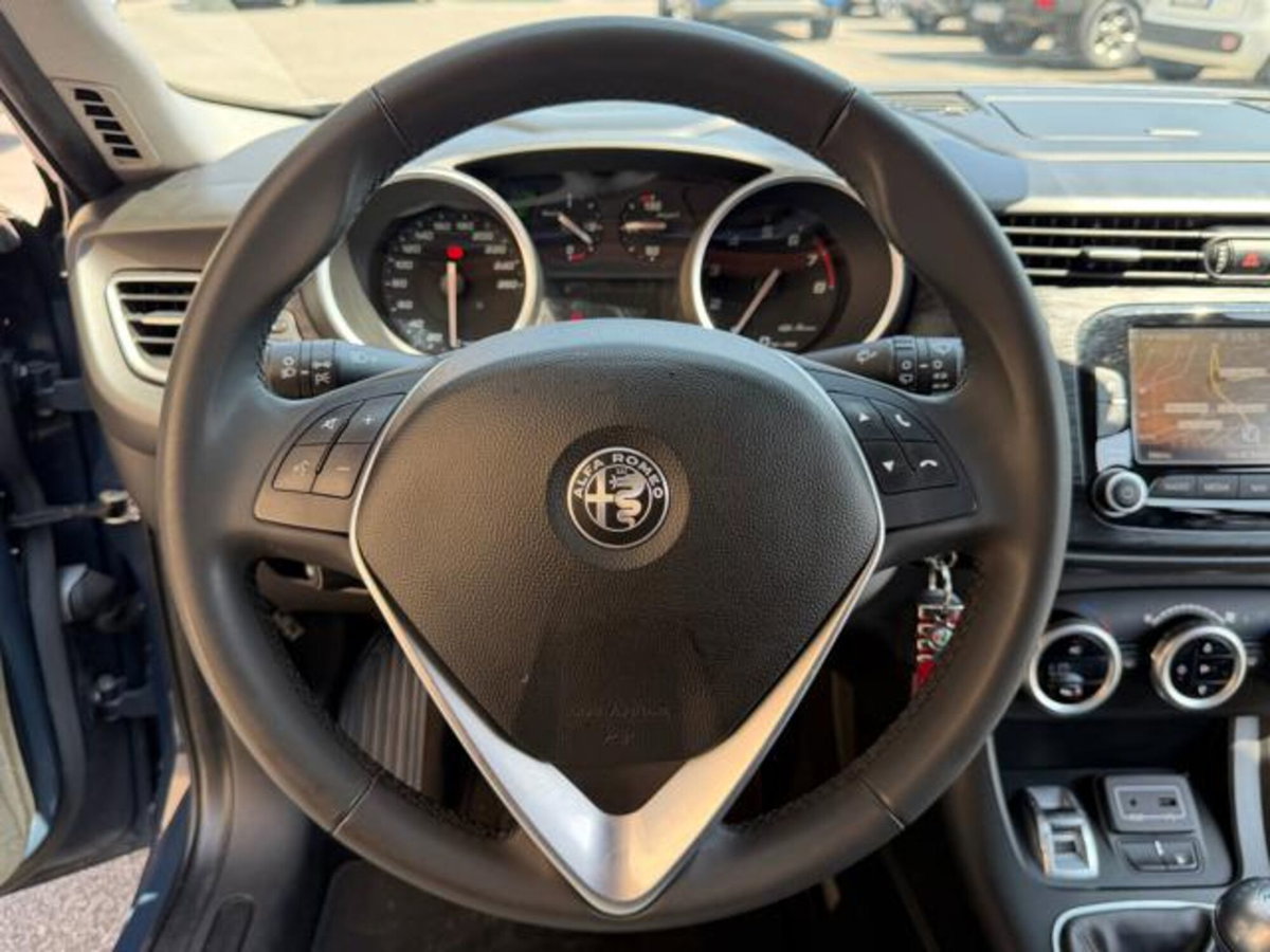 Alfa Romeo Giulietta 1.4 Turbo Super Gpl 120cv (13)