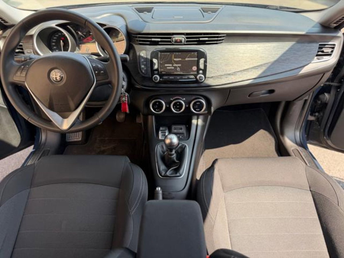 Alfa Romeo Giulietta 1.4 Turbo Super Gpl 120cv (9)