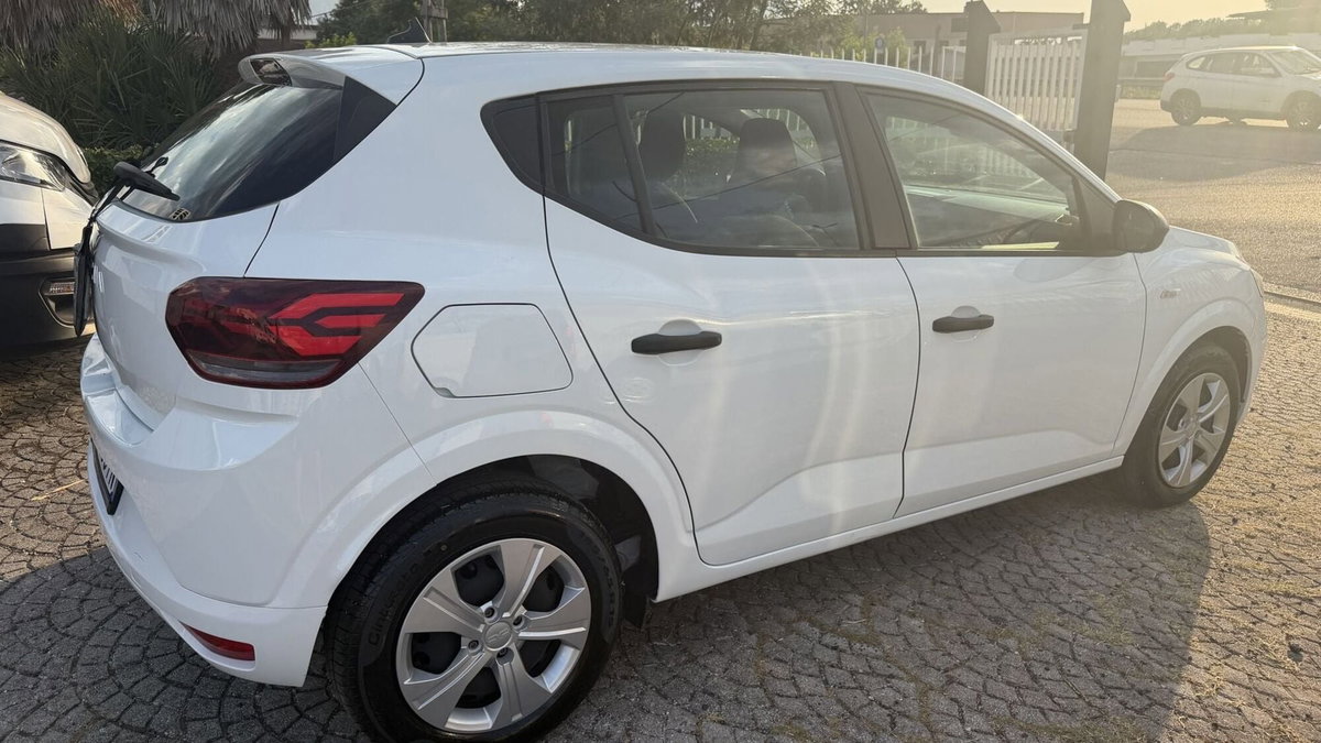 Dacia Sandero Stepway 1.0 TCe 100CV ECO-G 15th Anniversary (5)