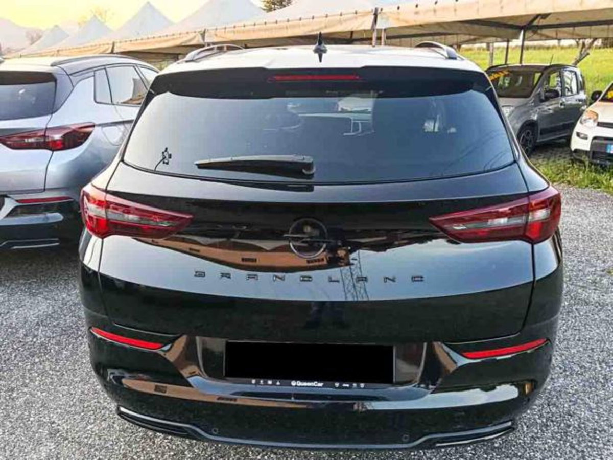 Opel Grandland 1.2 Turbo 12V 130 CV aut. GS Line (18)