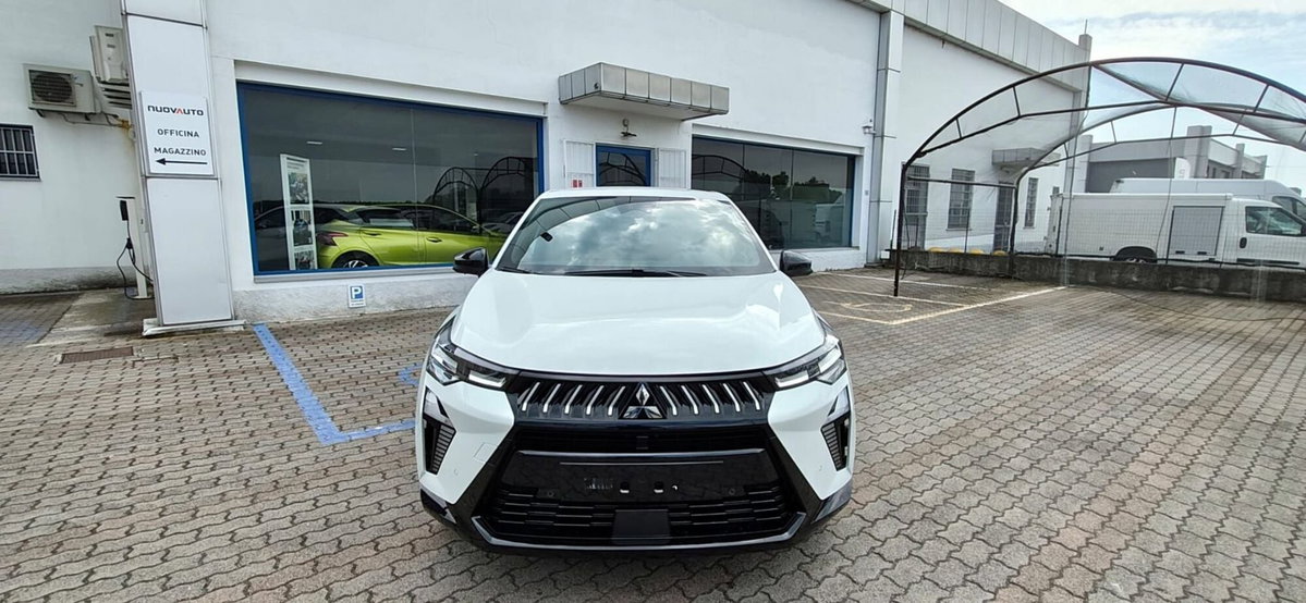 Mitsubishi Grandis 1.8 hev Intense AT (2)