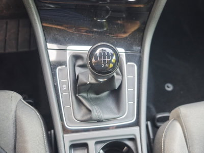 Volkswagen Golf 1.6 TDI 5p. Highline BlueMotion Technology (13)