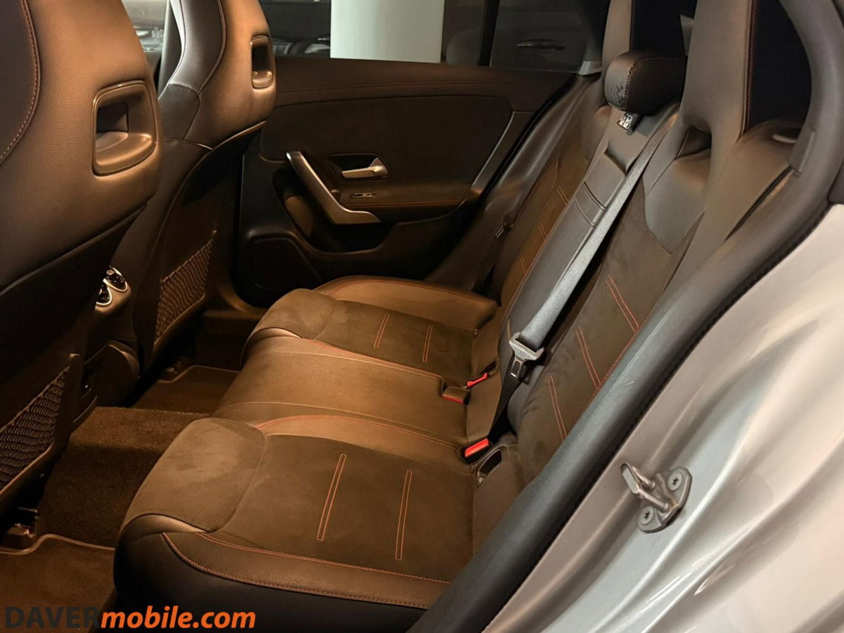 Mercedes-Benz CLA Shooting Brake 220 d Automatic Shooting Brake Premium (12)