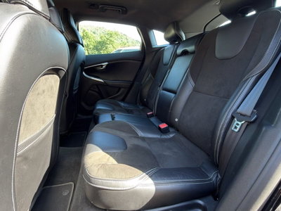 Volvo V40 D4 Geartronic R-design Momentum (9)