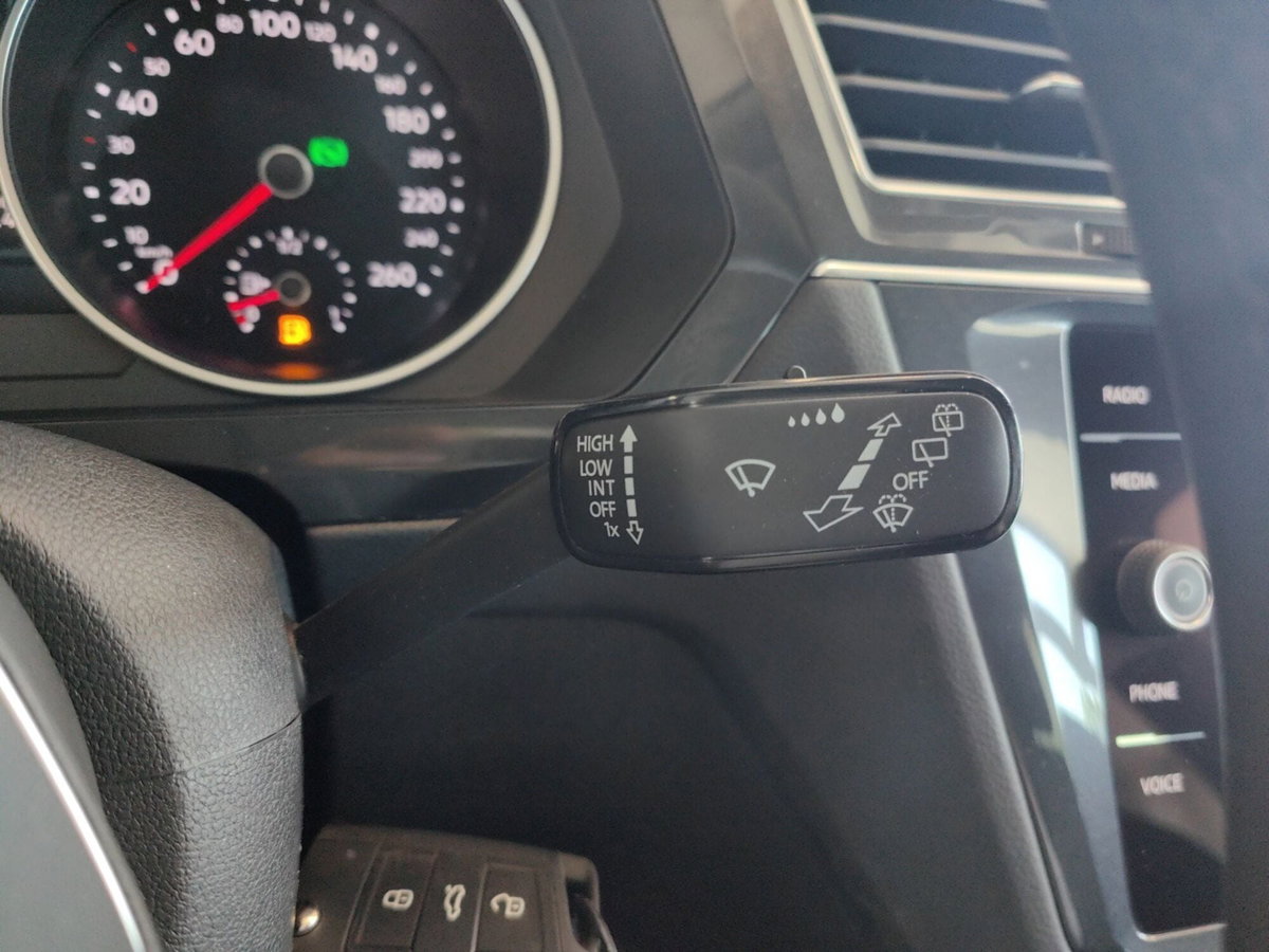 Volkswagen Tiguan 2.0 TDI 150 CV SCR DSG 4MOTION Life (18)