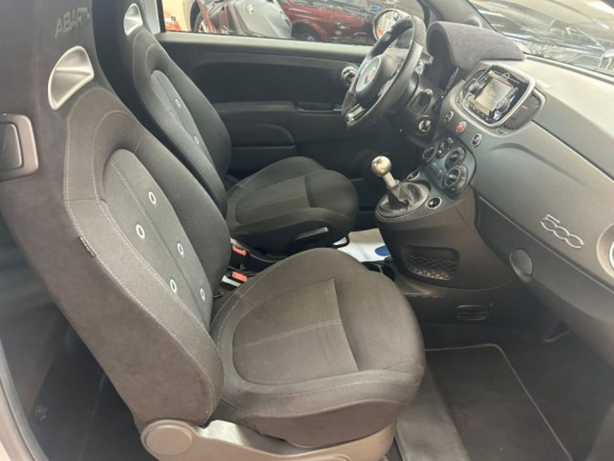 Abarth 595 595 1.4 Turbo T-Jet 180 CV Competizione (10)