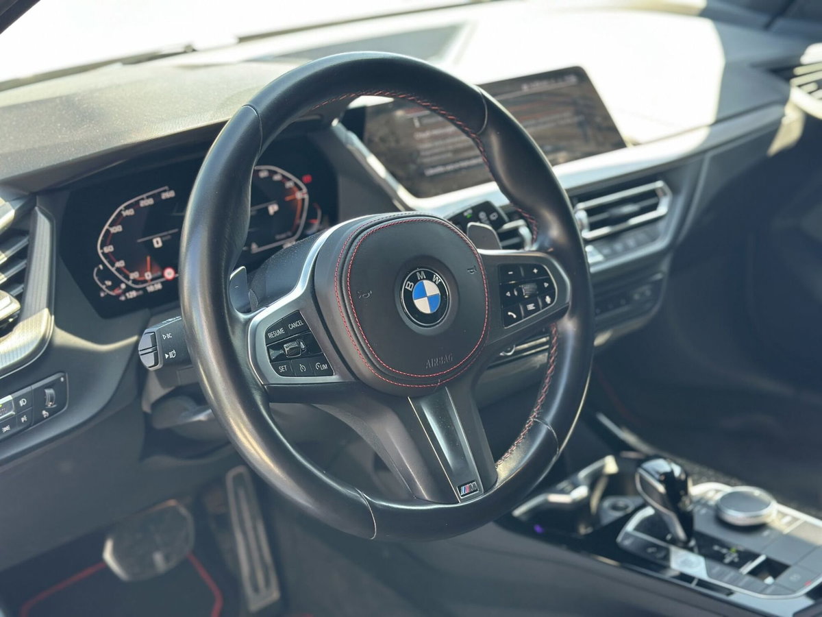 BMW Serie 1 130i cat 5 porte Eletta (11)