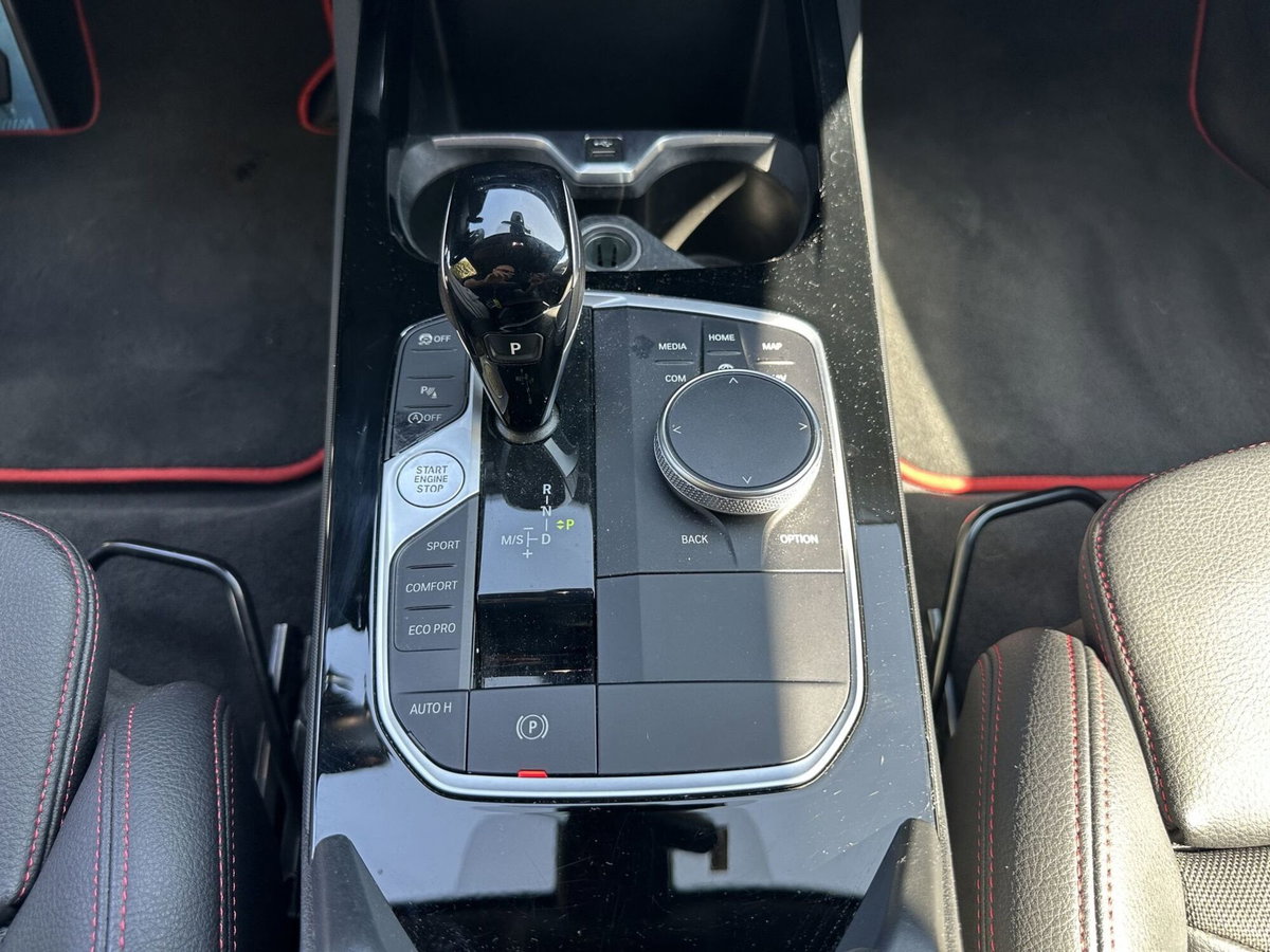 BMW Serie 1 130i cat 5 porte Eletta (17)
