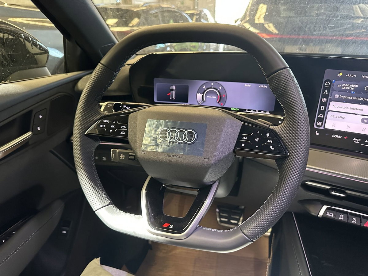 Audi Q3 Sportback 2.0 tdi S line quattro 193cv s-tronic (9)
