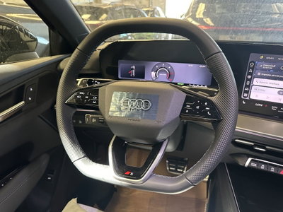 Audi Q3 Sportback 2.0 tdi S line quattro 193cv s-tronic (9)