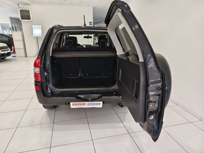 Suzuki Grand Vitara 1.9 DDiS 5 porte Crossover (7)