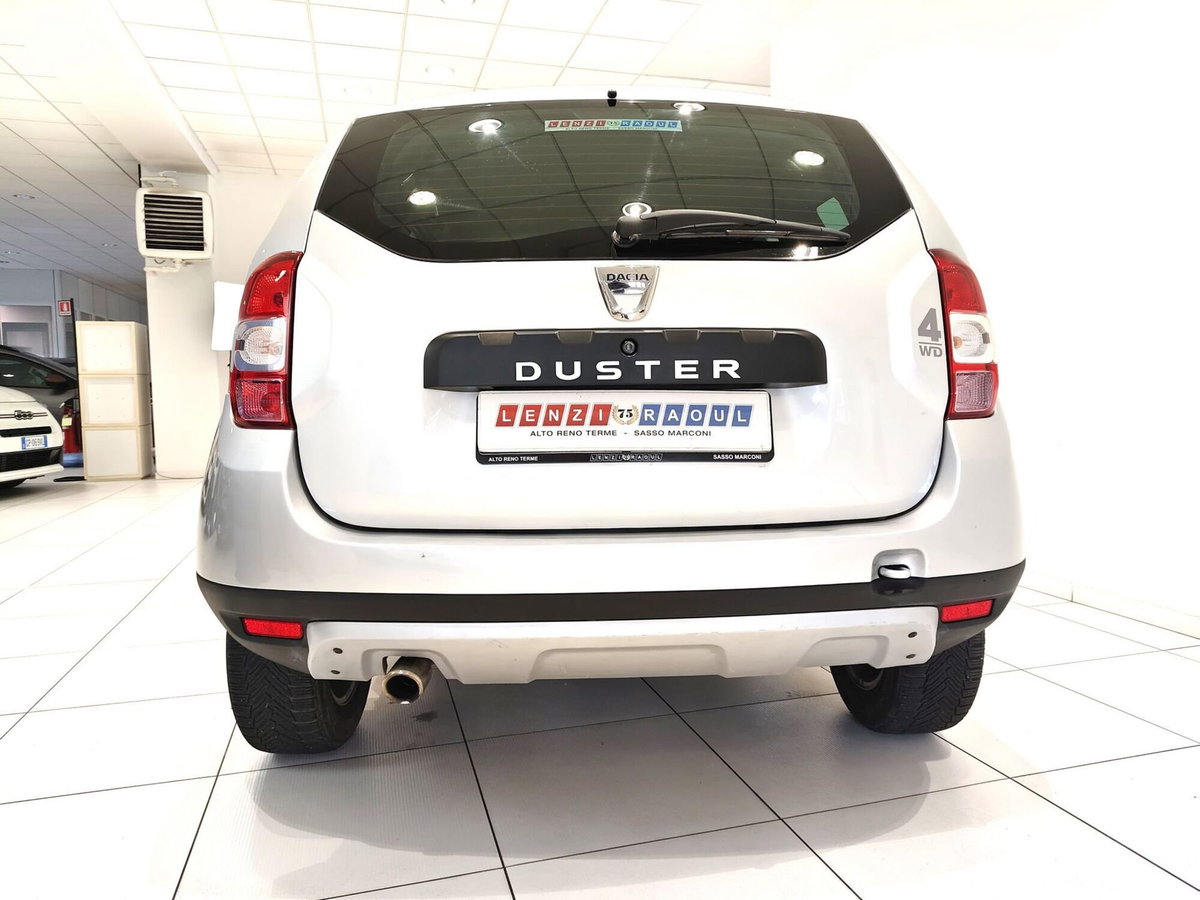 Dacia Duster 1.5 dCi 110CV 4x4 Ambiance (17)