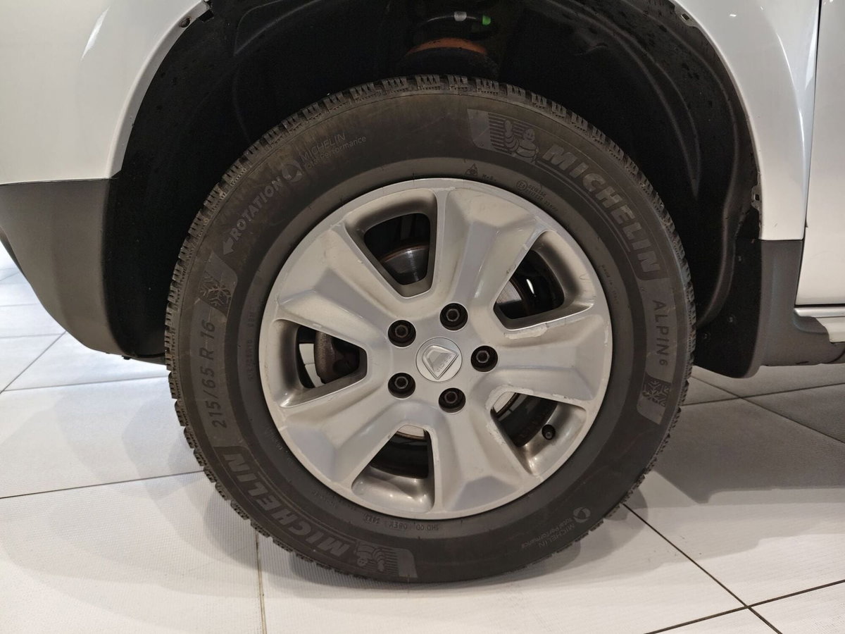 Dacia Duster 1.5 dCi 110CV 4x4 Ambiance (8)