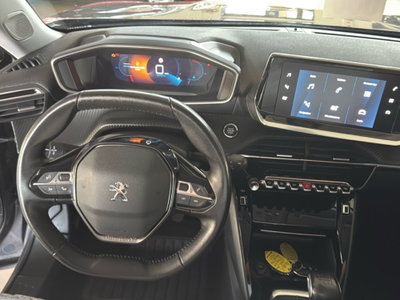 Peugeot 2008 PureTech 130 S&S Allure Pack (16)