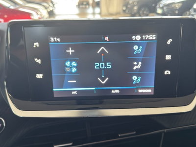 Peugeot 2008 PureTech 130 S&S Allure Pack (18)