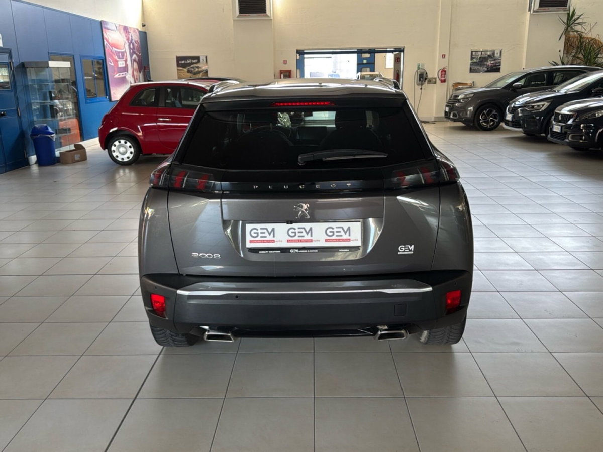 Peugeot 2008 PureTech 130 S&S Allure Pack (4)