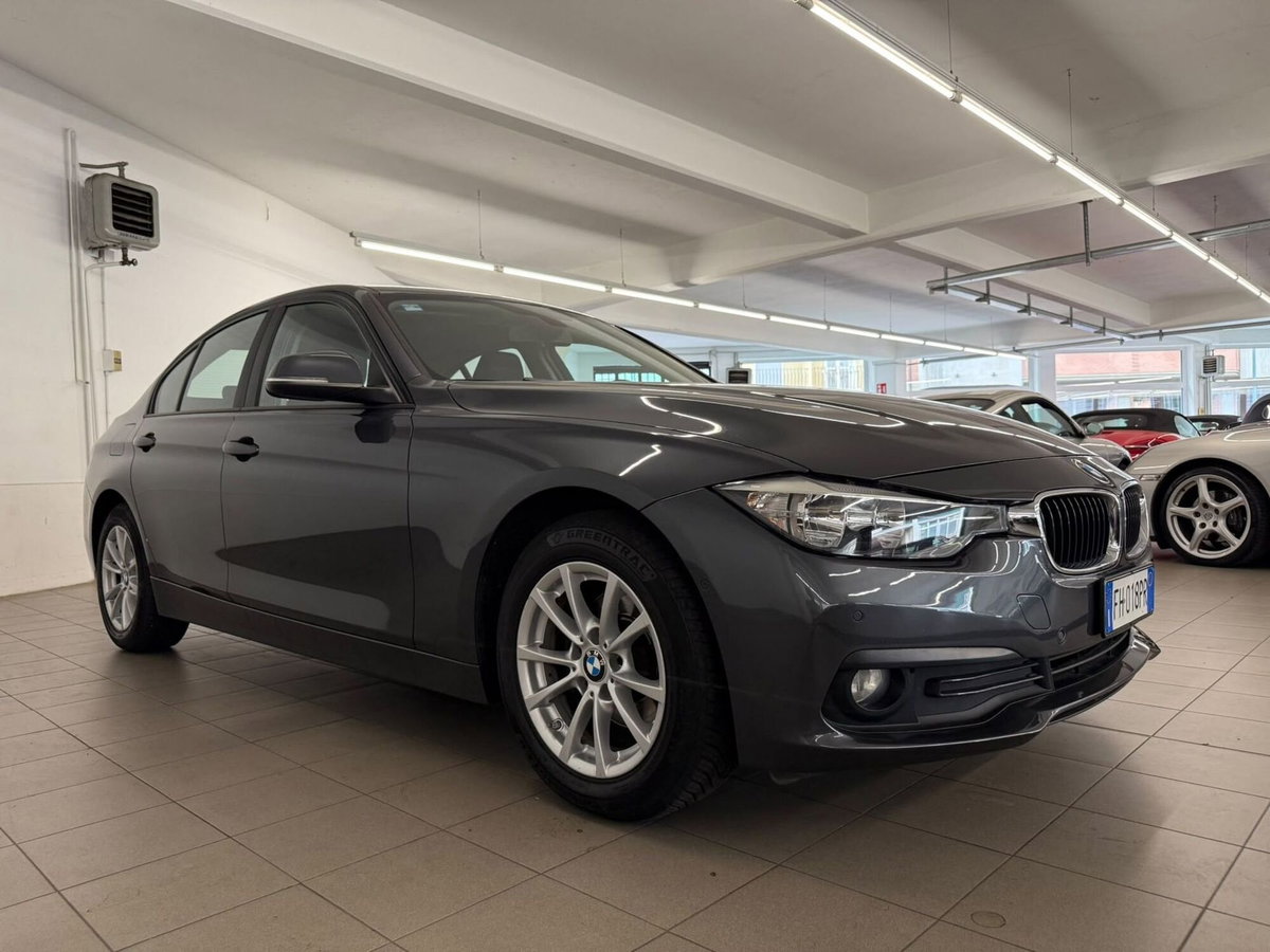 BMW Serie 3 318d Business Advantage (3)