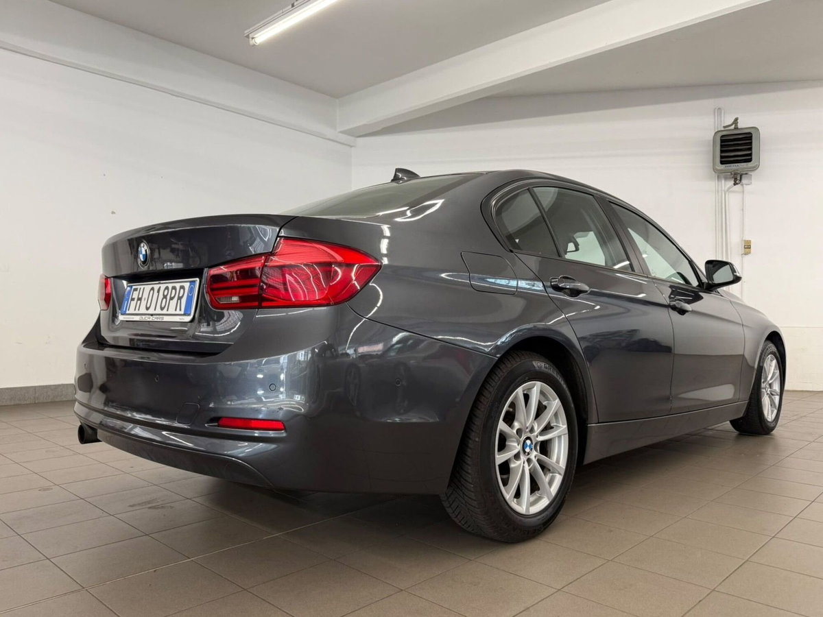 BMW Serie 3 318d Business Advantage (4)