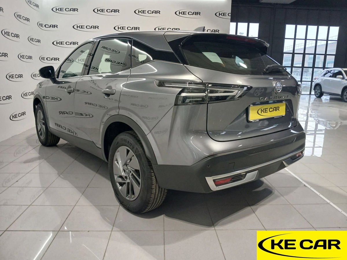 Nissan Qashqai 1.3 mhev Acenta 2wd 140cv (7)
