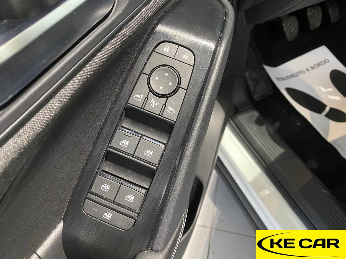 Nissan Qashqai 1.3 mhev Acenta 2wd 140cv (17)