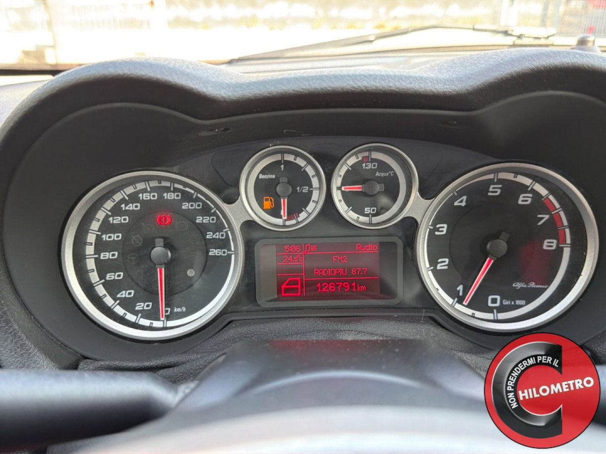 Alfa Romeo MiTo 1.4 105 CV M.air S&S Distinctive Sport Pack (16)