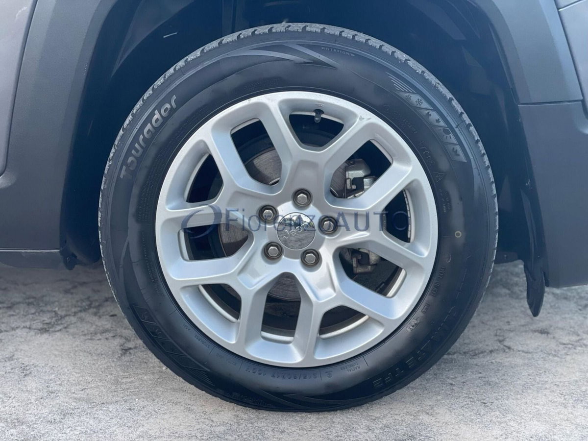 Jeep Renegade 1.4 MultiAir Limited (9)