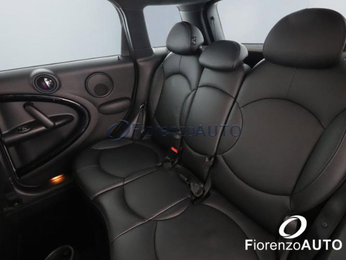 MINI Mini Countryman 2.0 Cooper D Essential Countryman (6)