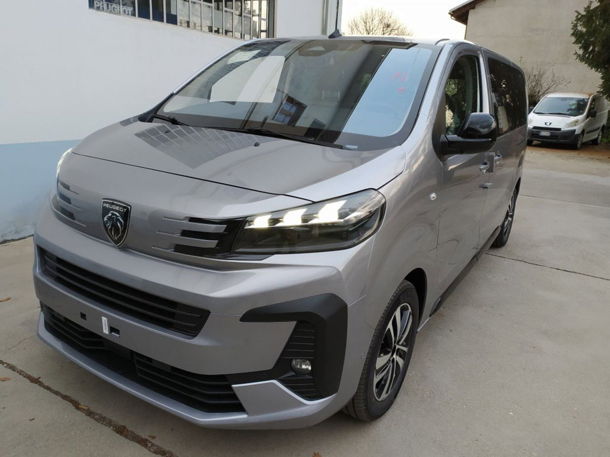 Peugeot Traveller BlueHDi 180 S&S EAT8 Long Business
