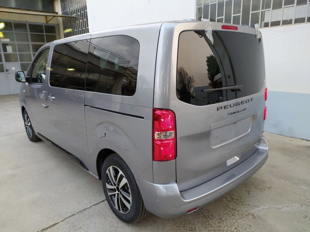 Peugeot Traveller BlueHDi 180 S&S EAT8 Long Business (10)