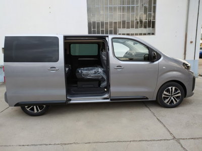 Peugeot Traveller BlueHDi 180 S&S EAT8 Long Business (15)