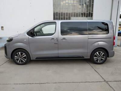 Peugeot Traveller BlueHDi 180 S&S EAT8 Long Business (7)