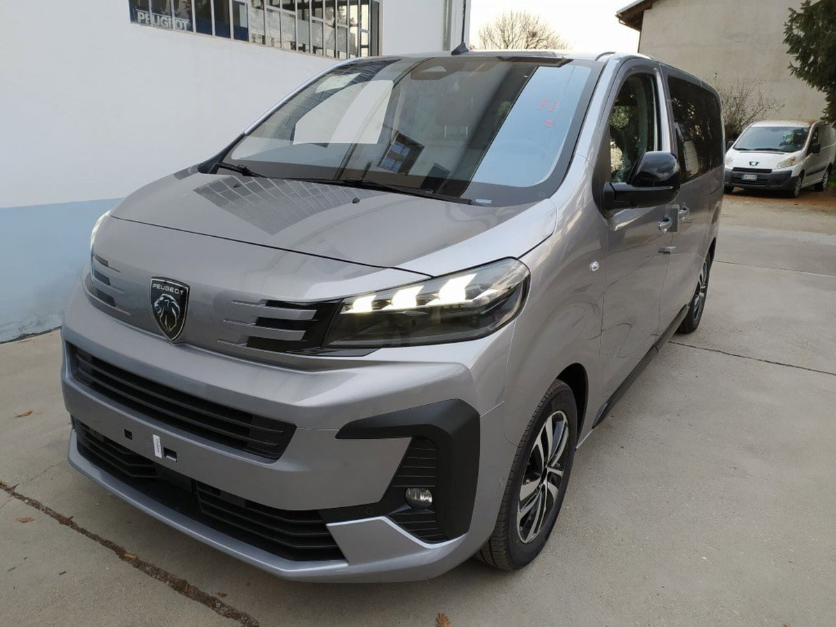 Peugeot Traveller BlueHDi 180 S&S EAT8 Long Business (3)