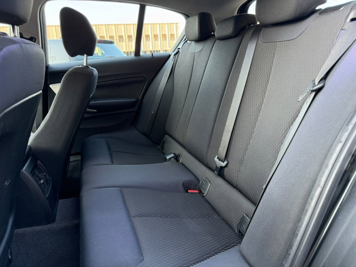 BMW Serie 1 5p. 116d 5p. Efficient Dynamics Urban (11)