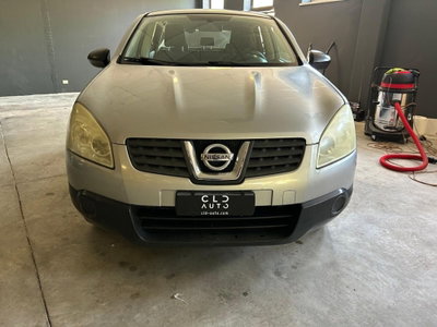Nissan Qashqai 1.6 16V Tekna (2)