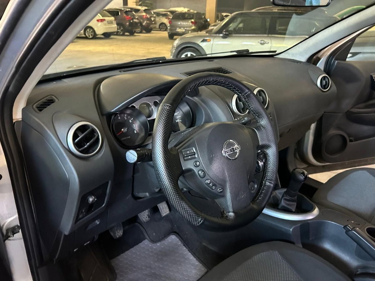 Nissan Qashqai 1.6 16V Tekna (5)