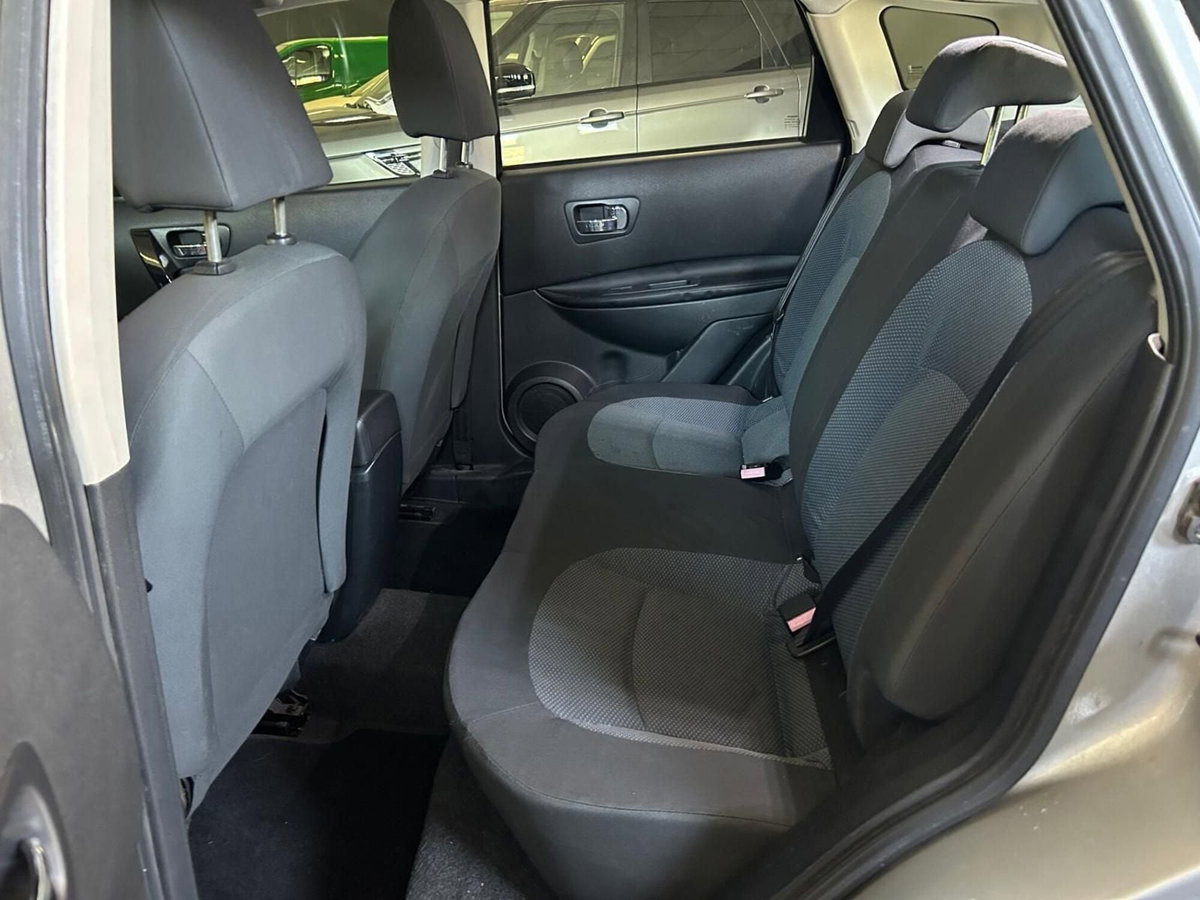 Nissan Qashqai 1.6 16V Tekna (7)