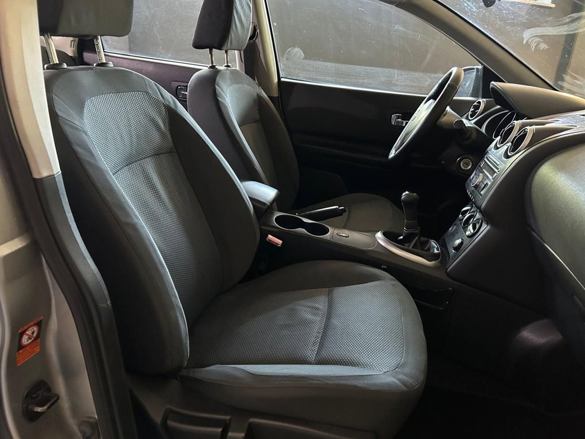 Nissan Qashqai 1.6 16V Tekna (9)
