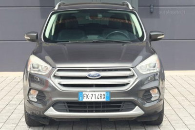 Ford Kuga 2.0 TDCI 150 CV S&S 4WD Titanium X (15)