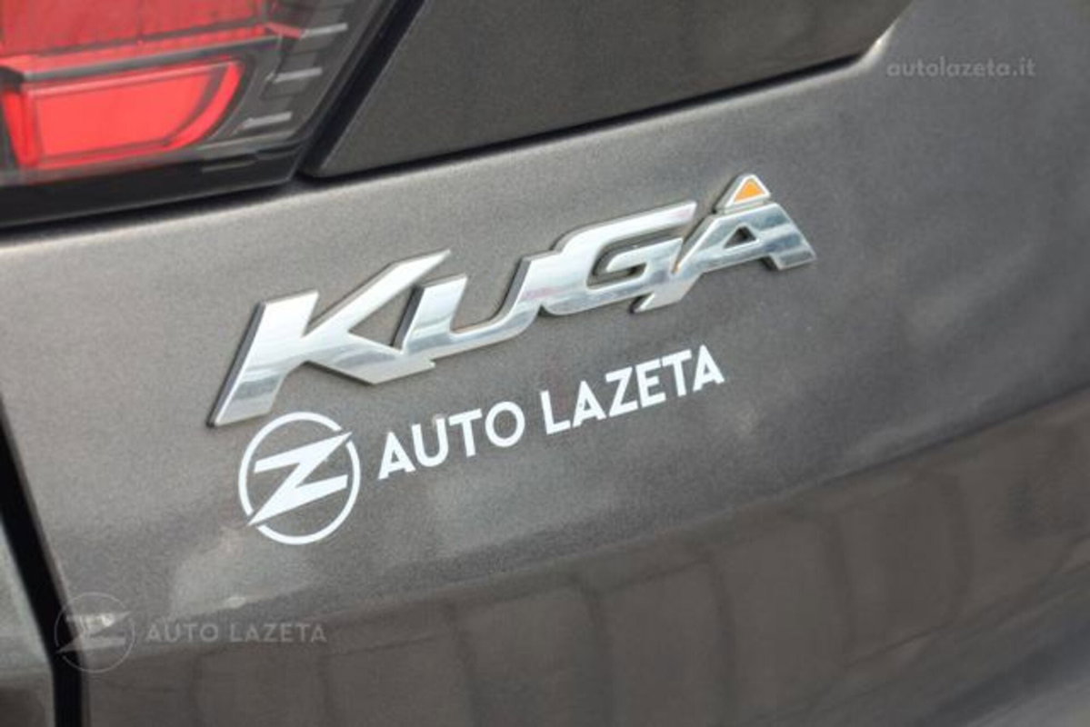 Ford Kuga 2.0 TDCI 150 CV S&S 4WD Titanium X (19)