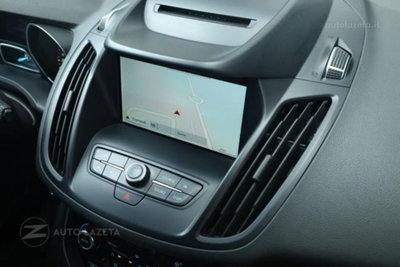 Ford Kuga 2.0 TDCI 150 CV S&S 4WD Titanium X (7)