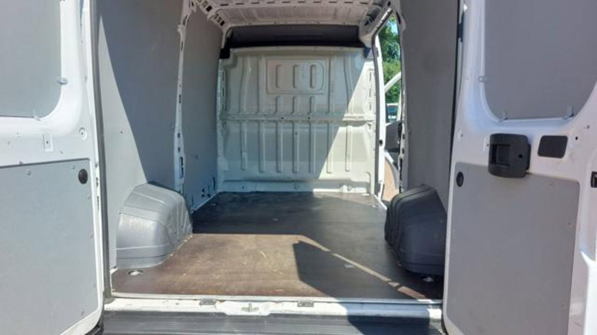 Fiat Ducato Furgone 33 2.2 Mjt 140CV AT9 PM-TN Furgone (17)