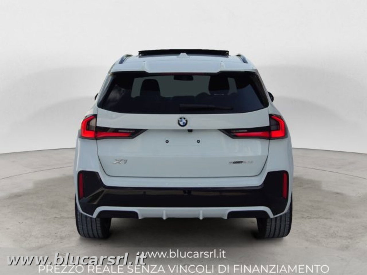 BMW X1 sDrive 18d Msport (4)