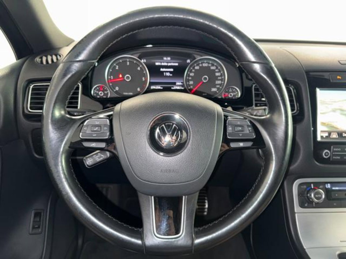 Volkswagen Touareg 3.0 TDI tiptronic BlueMotion Technology Executive (14)