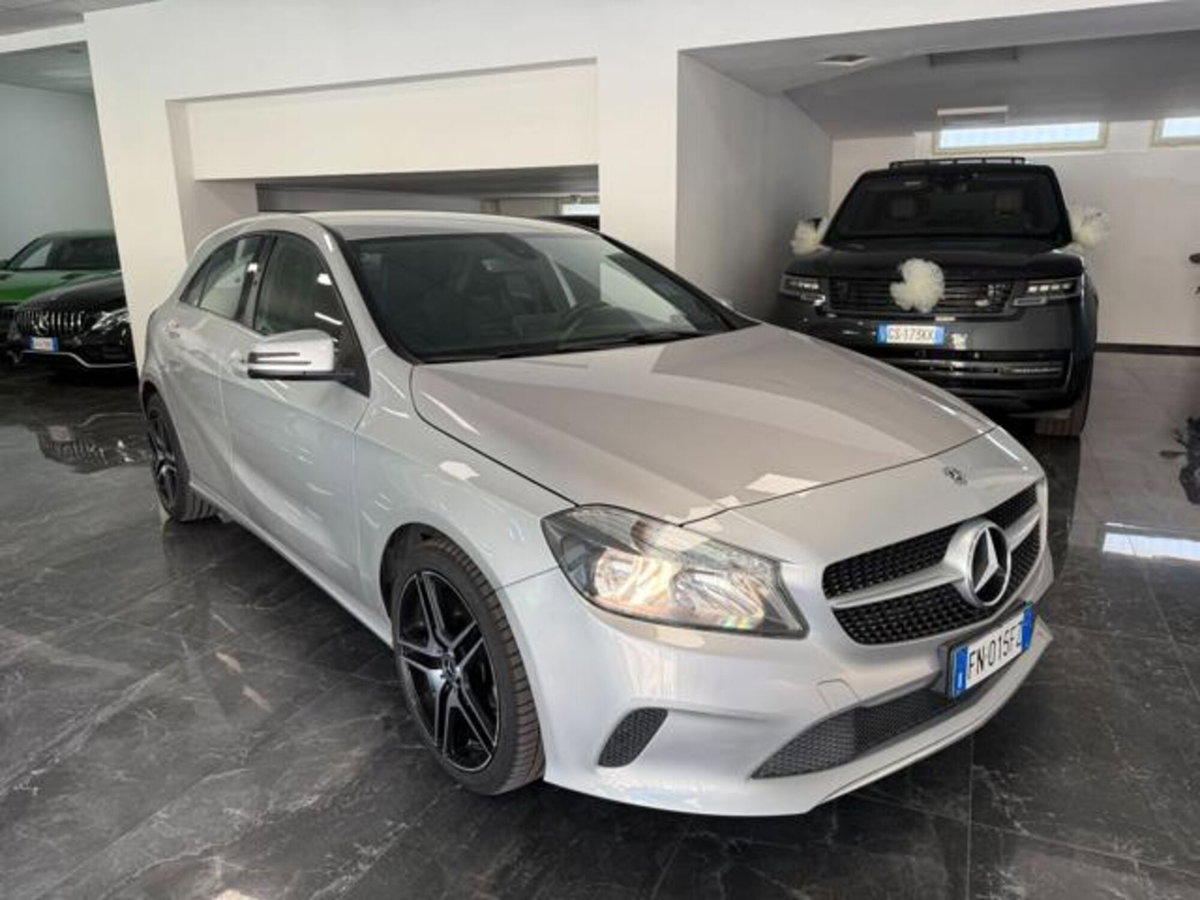 Mercedes-Benz Classe A 160 d Automatic Premium (10)
