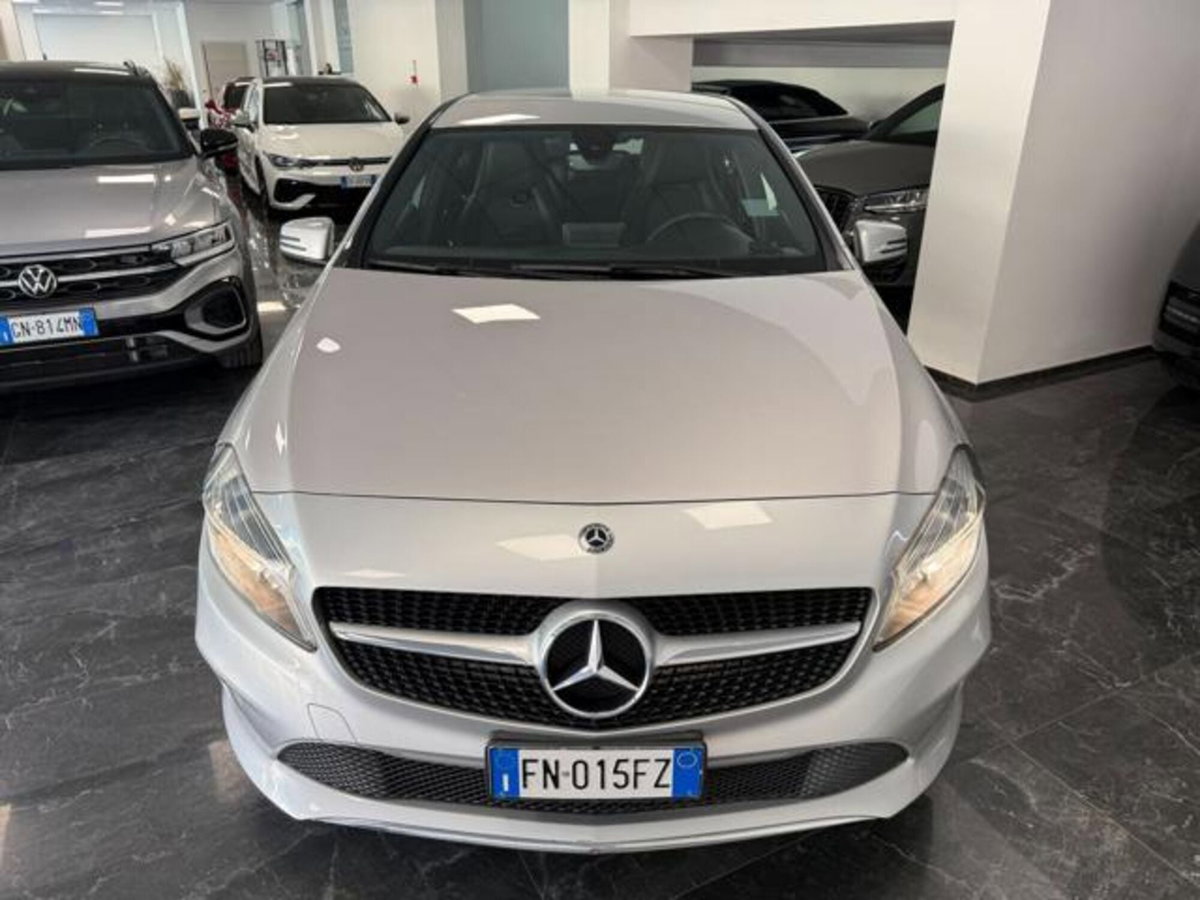 Mercedes-Benz Classe A 160 d Automatic Premium (12)