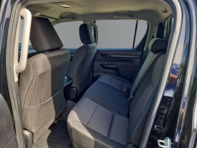 Toyota Hilux 2.D-4D 4WD porte Double Cab Lounge (9)